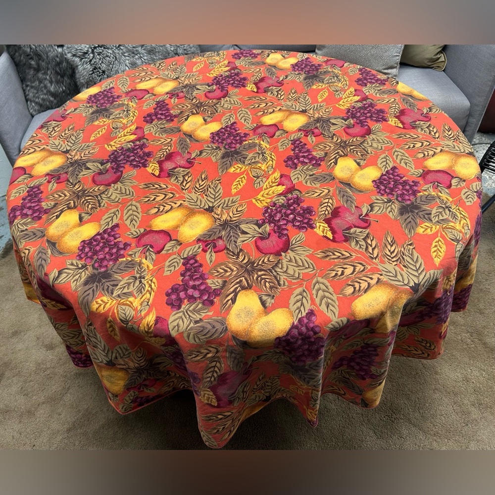 Autumn 62” Round Tablecloth, Botany Foliage Scene of Tangerine Tone 
#09252410